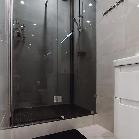 Apartment к морю 5 мин! французский бульвар 26 спальных мест 6 ! *