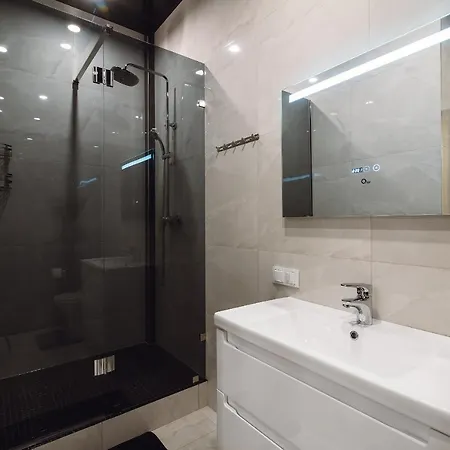 Apartment к морю 5 мин! французский бульвар 26 спальных мест 6 ! *